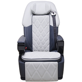 No.099 Car Seat