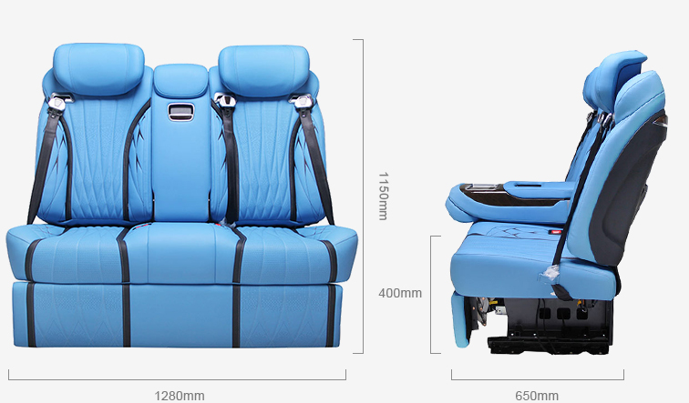 109B06 - 4 car seat.jpg