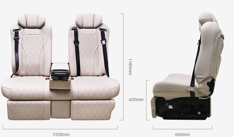 08901 - 4 car seat.jpg