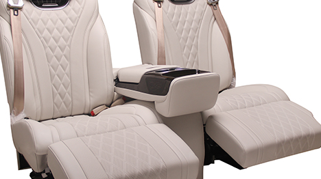 09016 - 5 luxury seat (1).jpg