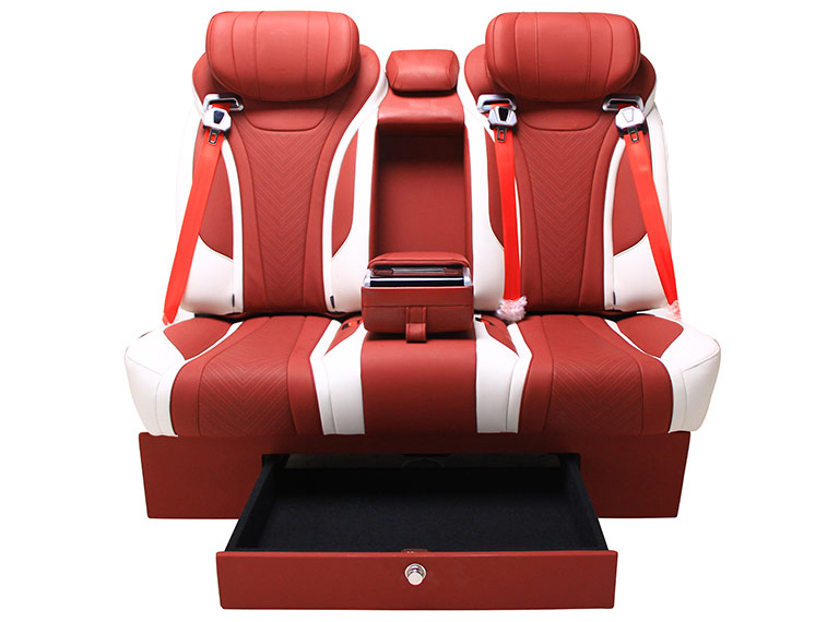 109A02 2 car seat (3).jpg