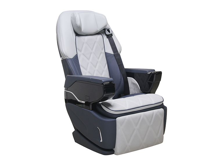 09902 2 car seats (7).jpg