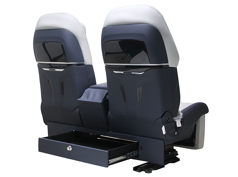 05001 - 2 rear seat (5).jpg